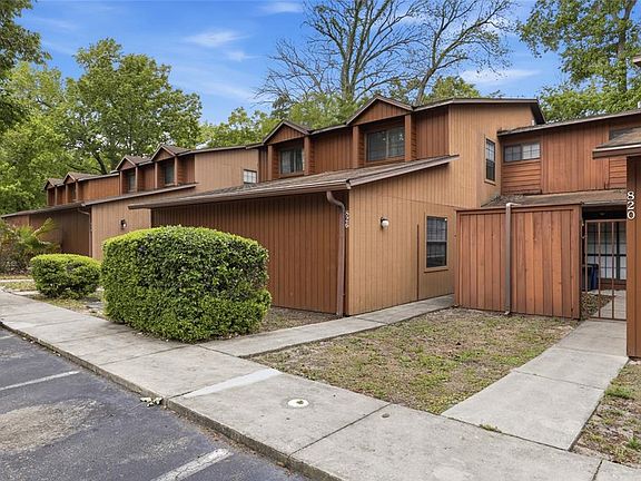 3rd image of 826 SW 57th Ter #120-Q