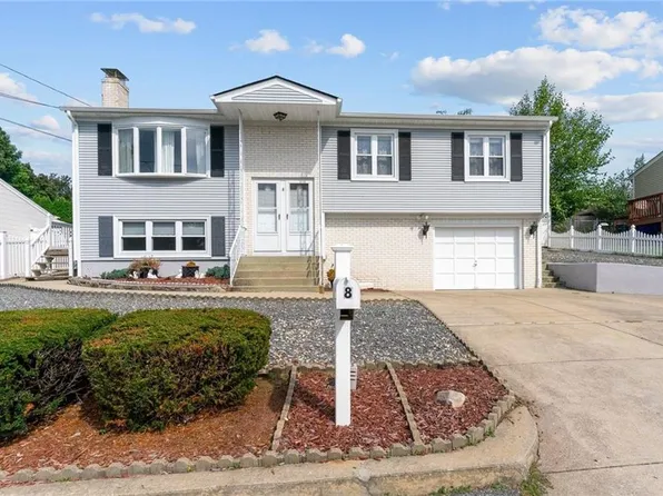 8 Pleasant Ave, North Providence, RI 02911