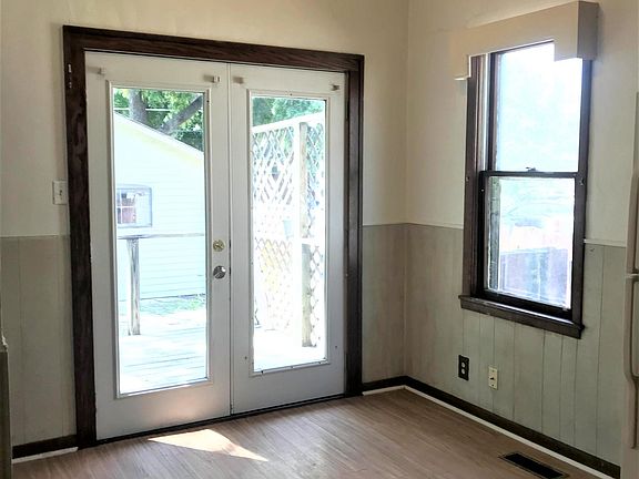Kitchen Nook Area
