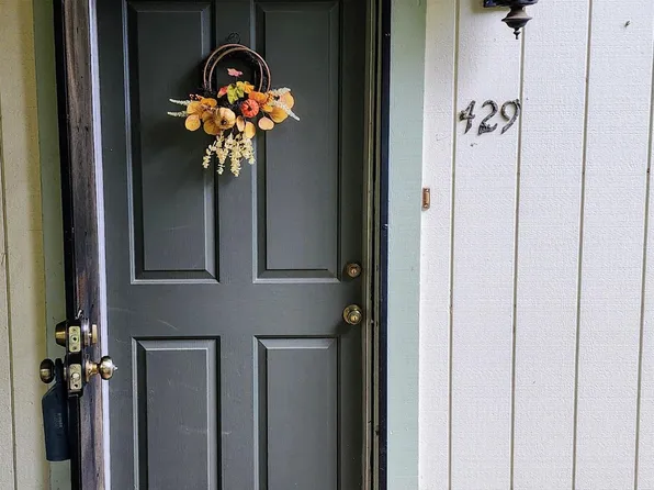 429 Sutton Pl, Auburn, CA 95603