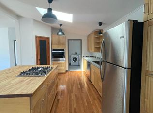 10301 SW Cemetery Rd, Vashon, WA 98070