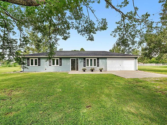 2nd image of 2417 Brookfield Dr