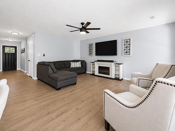 4th image of 6309 Horizon Way