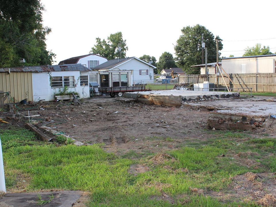 1st image of 1913 Carmel Dr #0