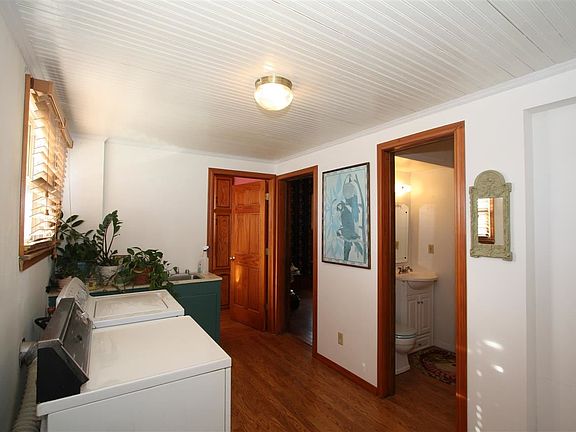 2nd image of 1080 102nd St