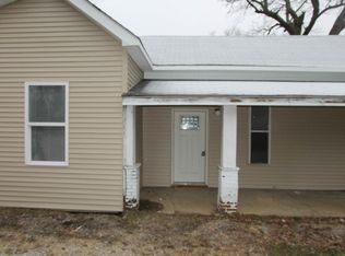 212 N Cross St, Danville, IN 46122
