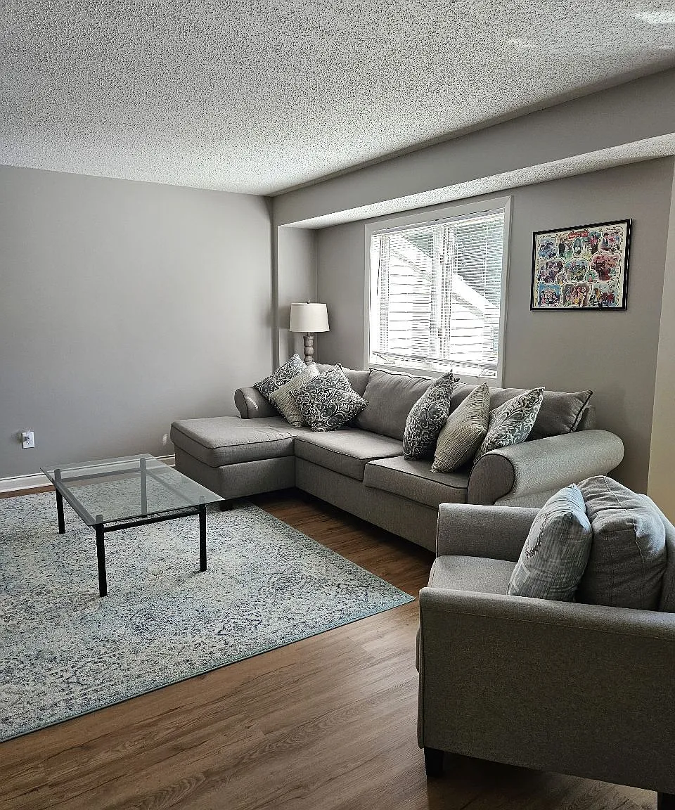 3 bed, 2.5 bath, 1800 sqft, $3,000 — Photo 4