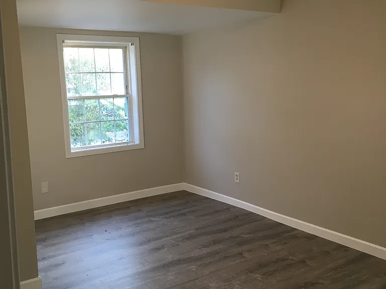 87 Main St #1 — Photo 14