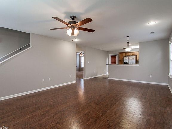 5th image of 722 Mimosa Ct