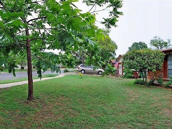 5th image of 813 Cactus Dr