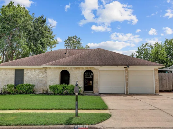1612 Cypress Hollow St, Pearland, TX 77581
