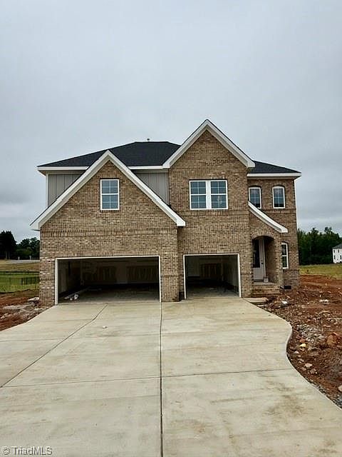 1st image of 5503 Penguin Dr