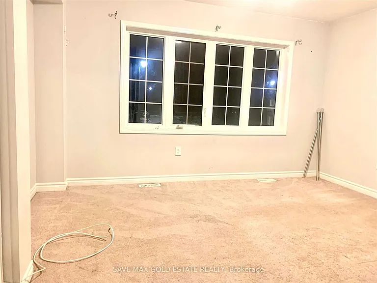 9 Troyer St #UPPER — Photo 17