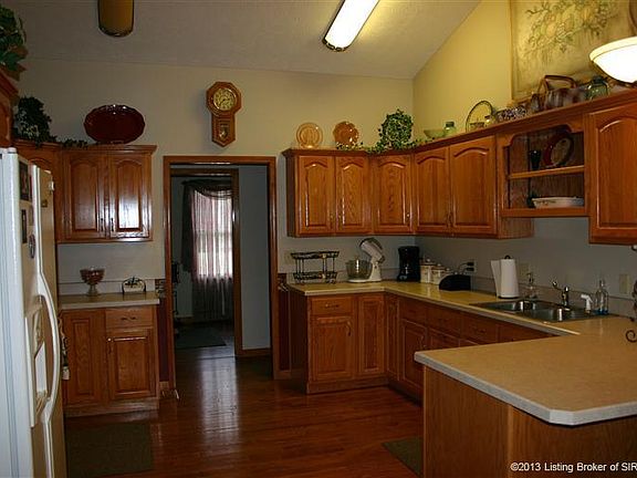 4th image of 5520 Cardinal Dr NW