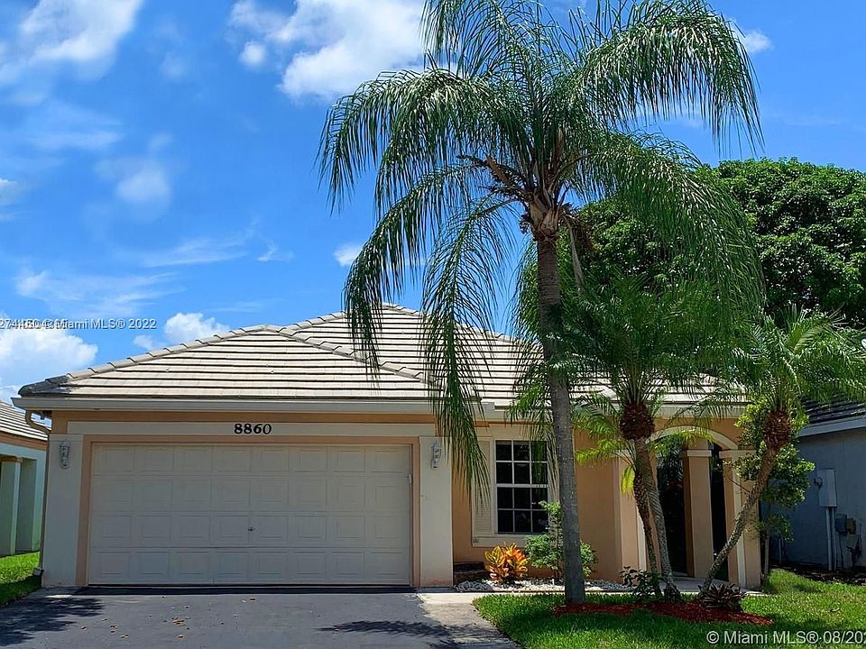 1st image of 8860 Lake Park Cir N #8860