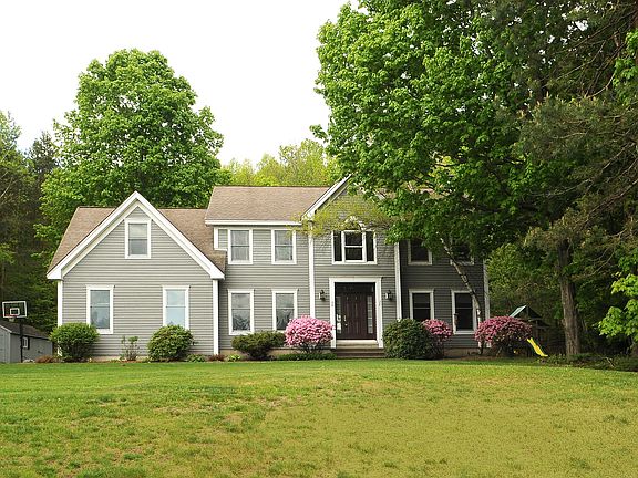 2nd image of 47 Walker Dr
