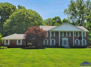 330 S Lakeview Dr, Terre Haute, IN