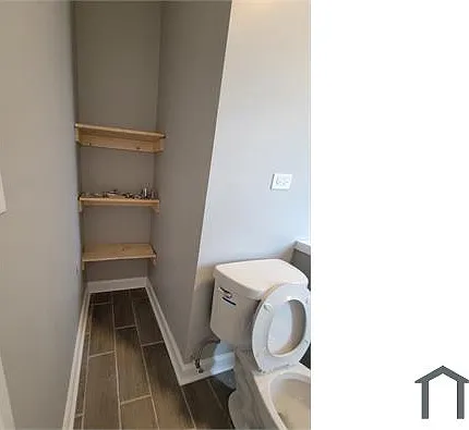 6055 S Troy St #1 — Photo 11