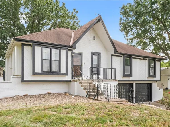 32607 E Ryan Rd, Grain Valley, MO 64029