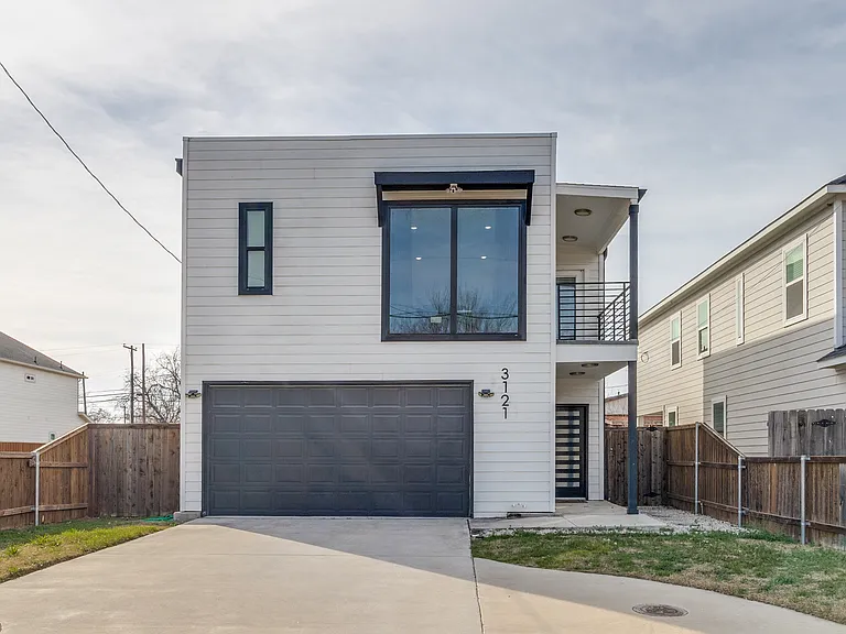 3121 Rutz St — Photo 1