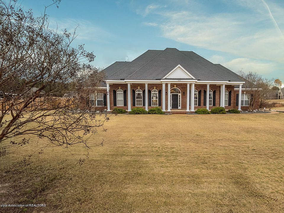 1st image of 5220 Meadow Pointe Dr