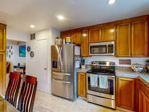 185 Escallonia Drive, Novato, CA 94945