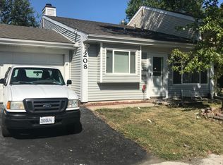 208 Elmwood Rd, Romeoville, IL 60446