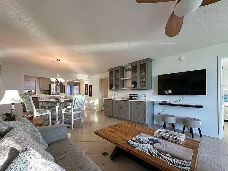 7920 Sun Island Dr S #102 — Photo 16