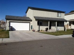 1621 Jersey St, Sunnyside, WA 98944