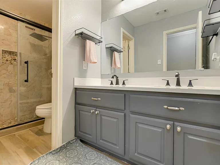 3706 Katie Ln — Photo 25