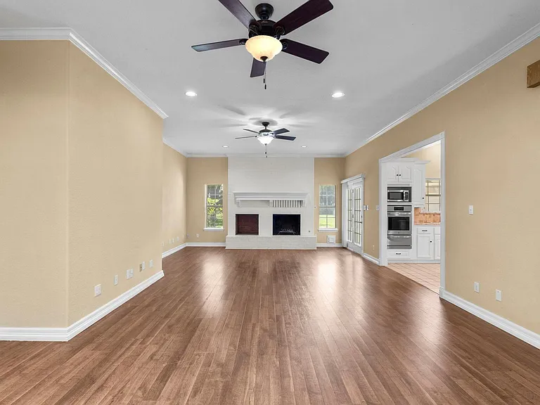 616 Westwood Cir — Photo 8