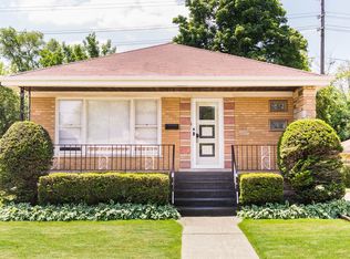 10327 Devonshire Ln, Westchester, IL 60154