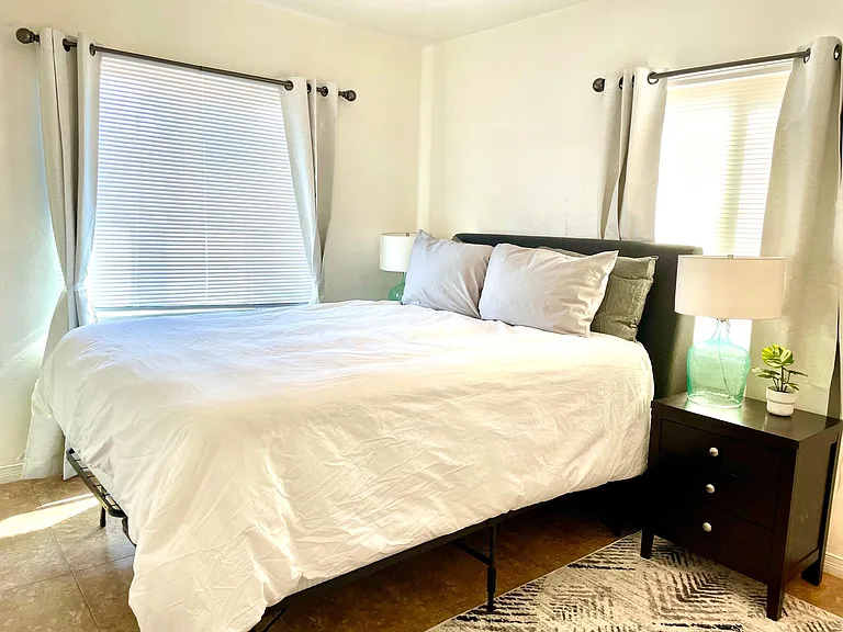 422 N 18th Ave #3 — Photo 8