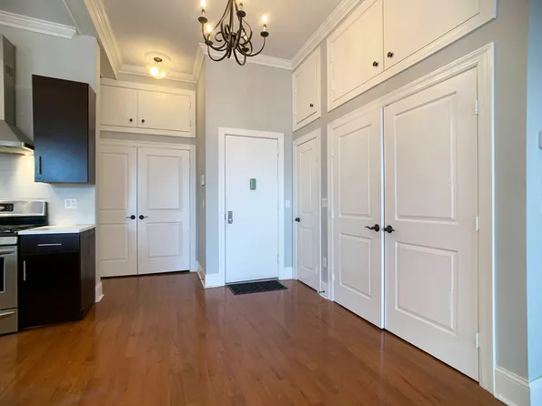 350 Irving Avenue image 14 of 15