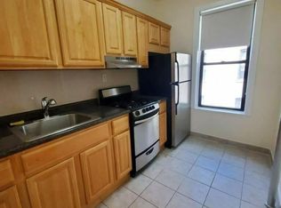 468 78th St #2B, Brooklyn, NY 11209