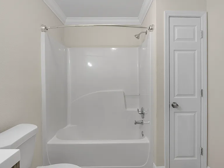 Robertsdale Village Apartments — Photo 59