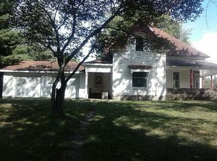 423 Long St, Elnora, IN 47529