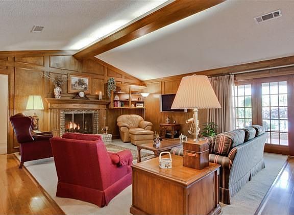 2nd image of 9036 Maguires Bridge Dr