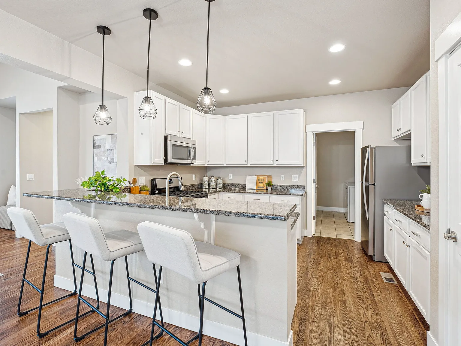 Stanford Townhomes — Photo 4