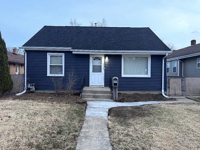 1st image of 3119 Blackstone Ave