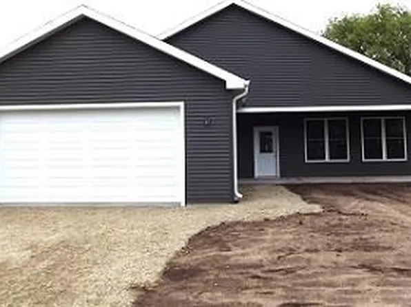 549 Tamarack Rd, Spring Green, WI 53588