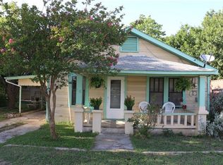 408 W North St, Kyle, TX 78640