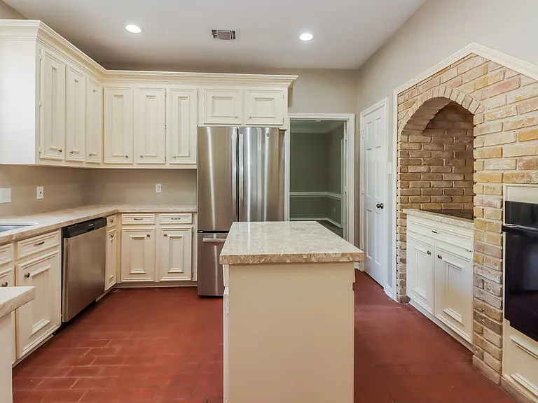 6031 Spring Creek Ln — Photo 9