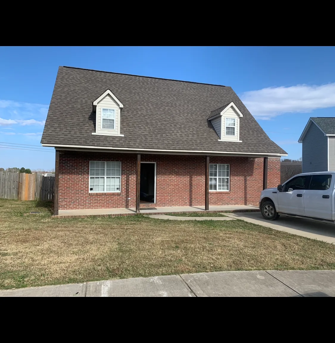4 bed, 1900 sqft, $2,800 — Photo 1