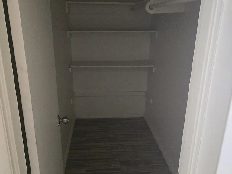 2556 Traction Ave #1 — Photo 7