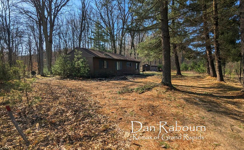 1st image of 5263 E Eight Mile Rd