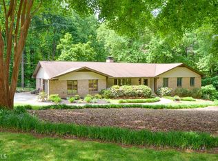 33 Wolverton Ct, Stone Mountain, GA 30087