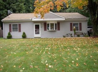 123 Vincent St, Springfield, MA 01129