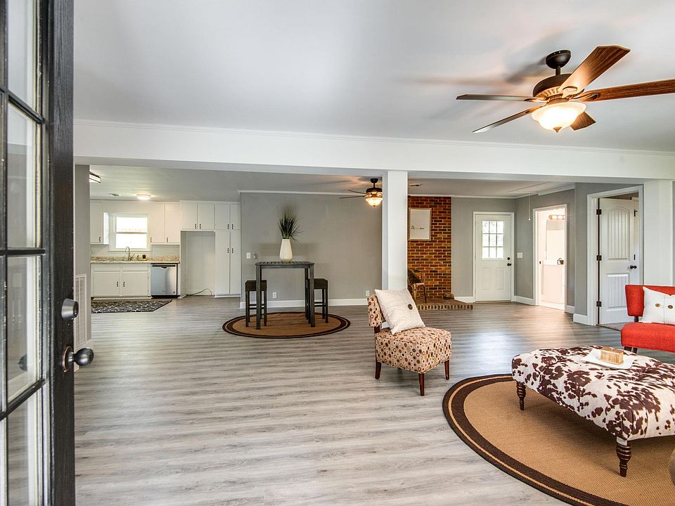 530 Matlock Rd Charlotte, TN, 37036 Apartments for Rent Zillow