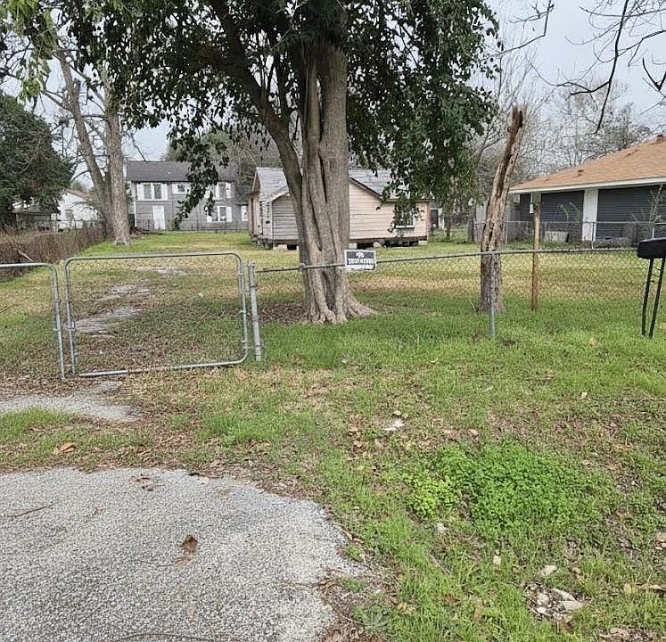 1st image of 3013 Reid St